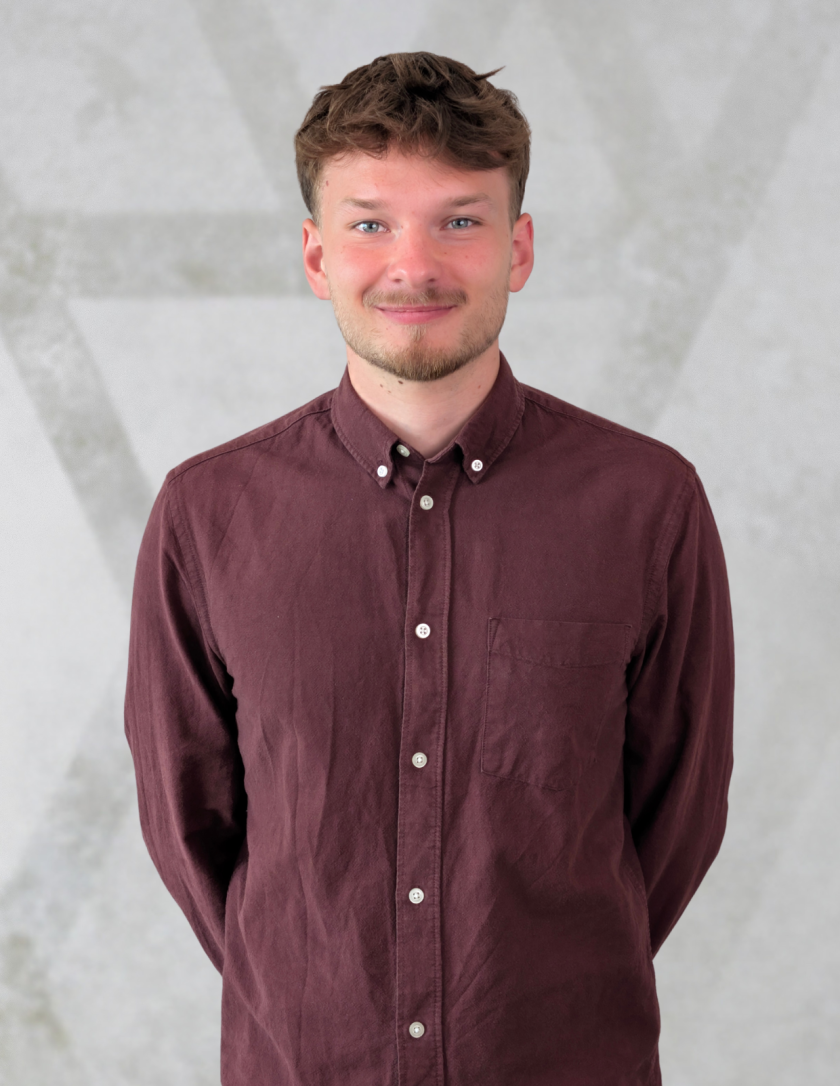 Jaron <br />
Schmidt